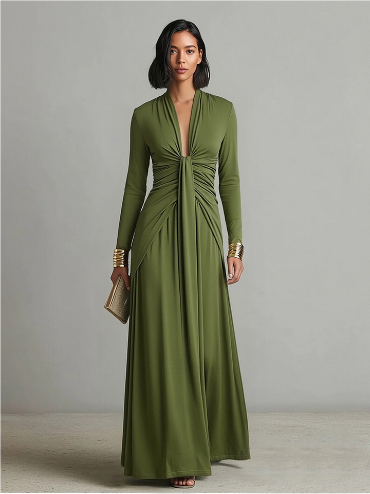 Dames Olijfgroene Zijdeachtige Rekbare Jurk Met Diepe V-hals & Rimpeldetail, Glamoureuze Maxi Jurk