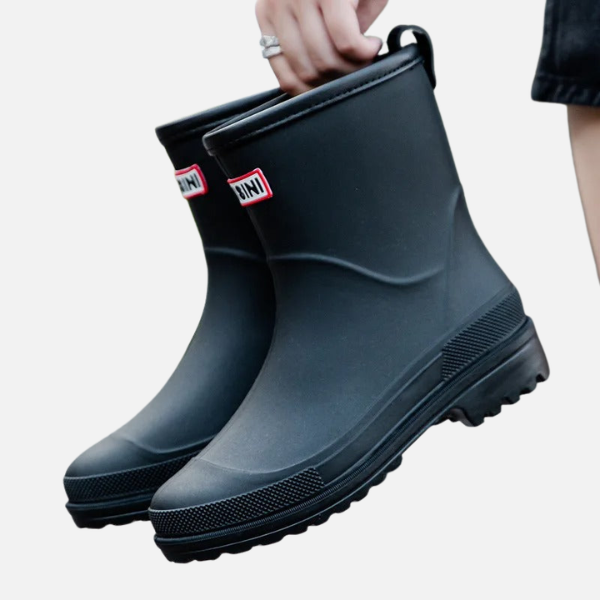 Trendy Waterdichte Halfhoge Regenlaarzen Met Antislip Zool Voor Vrouwen