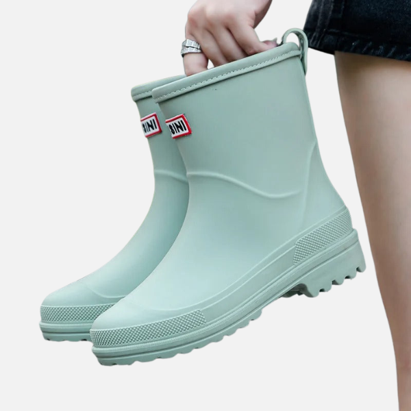 Trendy Waterdichte Halfhoge Regenlaarzen Met Antislip Zool Voor Vrouwen