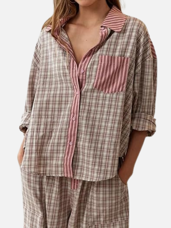 Sanne | Gestreepte Pyjamaset met Geruite Details
