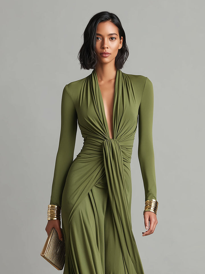 Dames Olijfgroene Zijdeachtige Rekbare Jurk Met Diepe V-hals & Rimpeldetail, Glamoureuze Maxi Jurk
